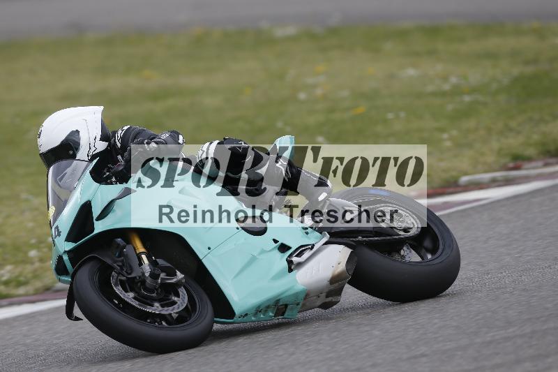 /09 19.04.2026  Caremotion get faster ADR/Gruppe gelb/44